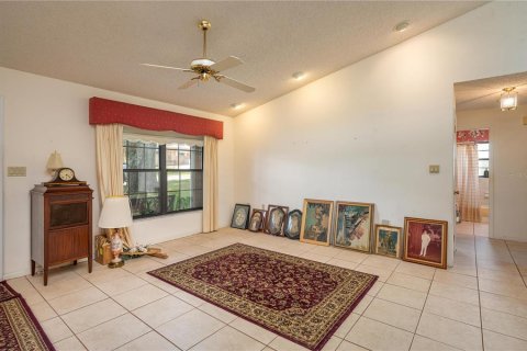 House in Sebring, Florida 3 bedrooms, 203.08 sq.m. № 2322275 - photo 5