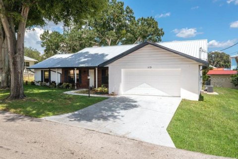 House in Sebring, Florida 3 bedrooms, 203.08 sq.m. № 2322275 - photo 3