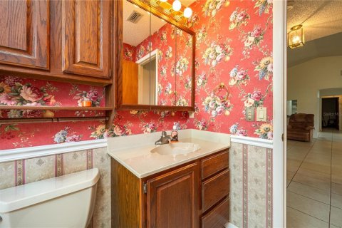 House in Sebring, Florida 3 bedrooms, 203.08 sq.m. № 2322275 - photo 23