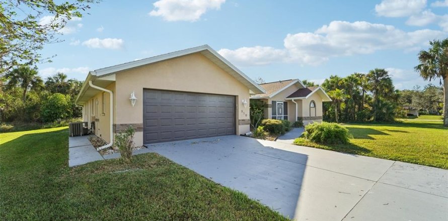 Villa ou maison à Port Charlotte, Floride 4 chambres, 176.79 m2 № 2389189