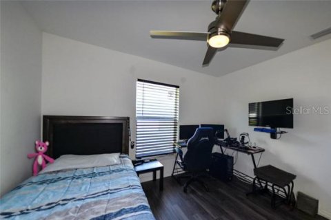 Casa en venta en Cape Coral, Florida, 4 dormitorios, 151.9 m2 № 1911655 - foto 5