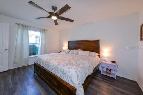 Casa en venta en Cape Coral, Florida, 4 dormitorios, 151.9 m2 № 1911655 - foto 15