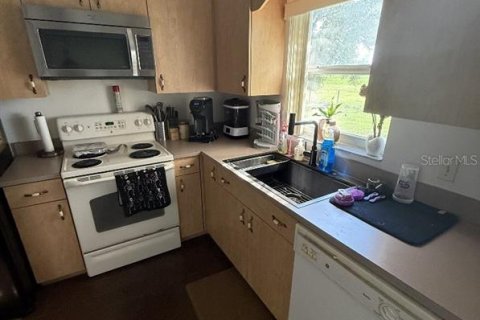 Casa en venta en Ocala, Florida, 3 dormitorios, 148.92 m2 № 1900124 - foto 22
