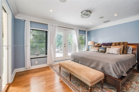 Casa en alquiler en Miami Beach, Florida, 3 dormitorios, 304.63 m2 № 1947938 - foto 14