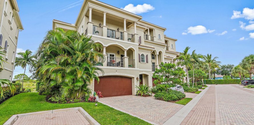 Touwnhouse à Jupiter, Floride 3 chambres, 275.46 m2 № 2182880