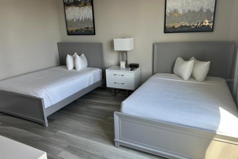Condominio en alquiler en Four Corners, Florida, 5 dormitorios, 244.33 m2 № 1906731 - foto 5