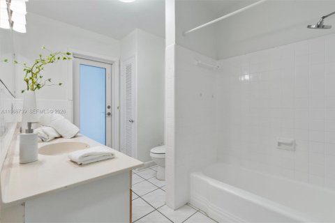 Casa en alquiler en Pinecrest, Florida, 3 dormitorios, 171.78 m2 № 2029585 - foto 17