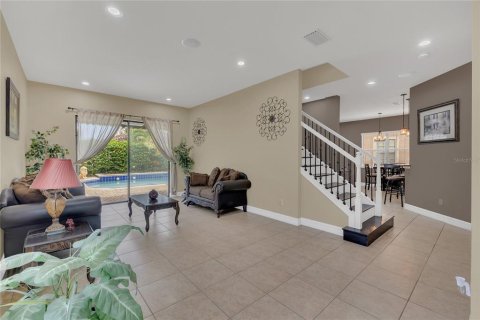 Casa en venta en Orlando, Florida, 5 dormitorios, 306.86 m2 № 1855945 - foto 8