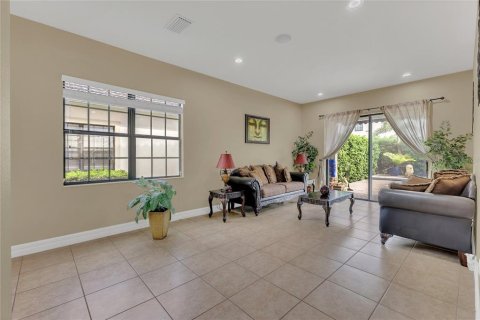Casa en venta en Orlando, Florida, 5 dormitorios, 306.86 m2 № 1855945 - foto 9