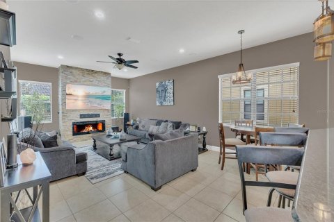 Casa en venta en Orlando, Florida, 5 dormitorios, 306.86 m2 № 1855945 - foto 6