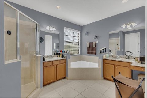 Casa en venta en Orlando, Florida, 5 dormitorios, 306.86 m2 № 1855945 - foto 22