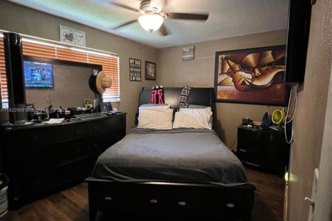 Casa en venta en Pembroke Pines, Florida, 3 dormitorios, 115.66 m2 № 1792512 - foto 18