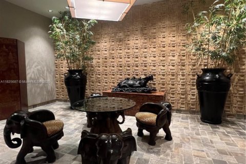 Condominio en alquiler en Miami, Florida, 2 dormitorios, 152.17 m2 № 1938180 - foto 21