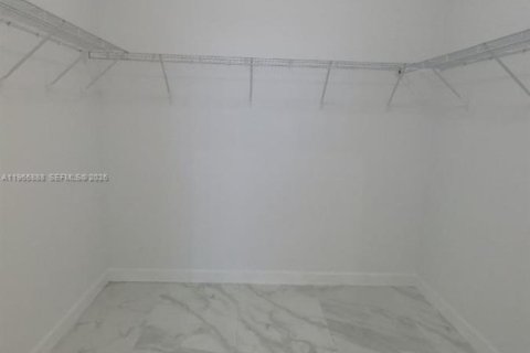 Touwnhouse à louer à Miami, Floride: 3 chambres, 157.38 m2 № 2027490 - photo 25