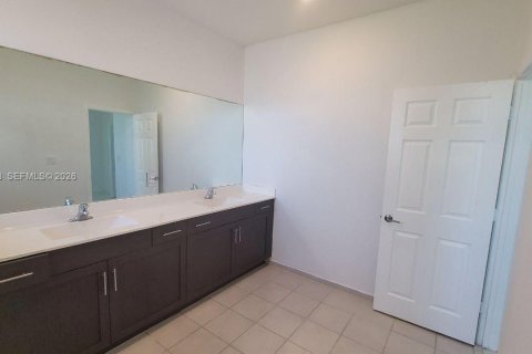 Touwnhouse à louer à Miami, Floride: 3 chambres, 157.38 m2 № 2027490 - photo 27