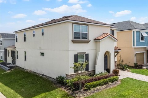 Casa en venta en Kissimmee, Florida, 7 dormitorios, 328.22 m2 № 1598341 - foto 4