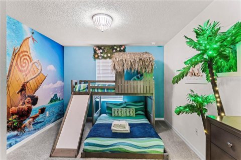 Casa en venta en Kissimmee, Florida, 7 dormitorios, 328.22 m2 № 1598341 - foto 7