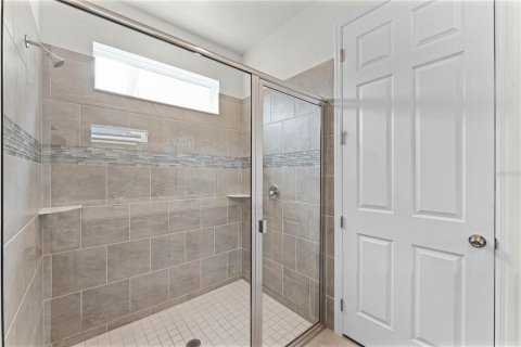 Casa en venta en Kissimmee, Florida, 7 dormitorios, 328.22 m2 № 1598341 - foto 30