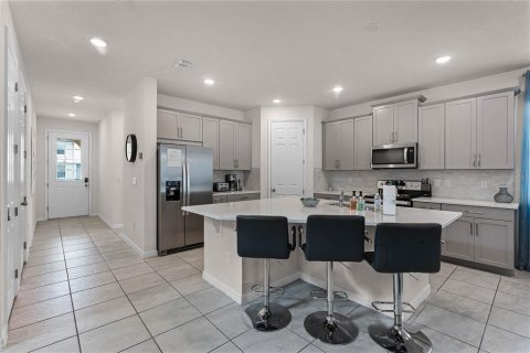 Casa en venta en Kissimmee, Florida, 7 dormitorios, 328.22 m2 № 1598341 - foto 18