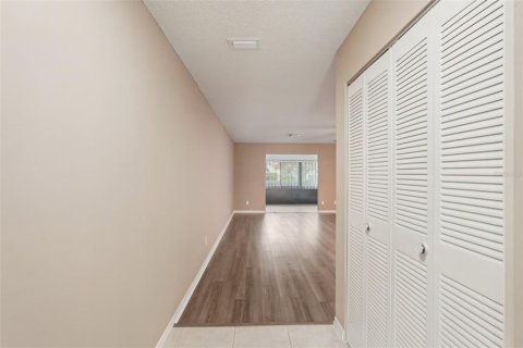 Купить кондоминиум в Сан-Сити-Центр, Флорида 8 комнат, 126.25м2, № 1614755 - фото 3