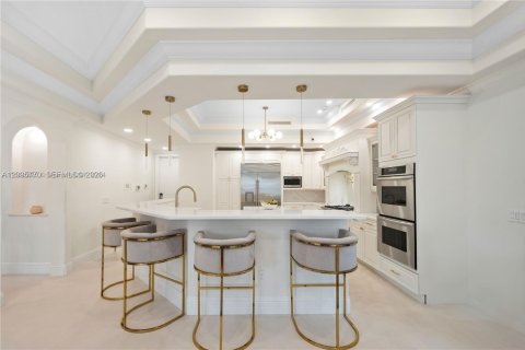 Villa ou maison à louer à North Miami Beach, Floride: 6 chambres, 537.9 m2 № 2385066 - photo 8