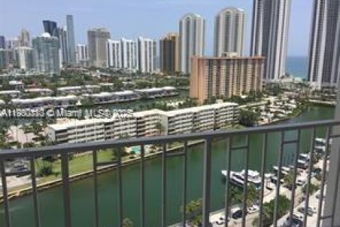 Copropriété à vendre à Sunny Isles Beach, Floride: 1 chambre, 70.79 m2 № 1954555 - photo 30