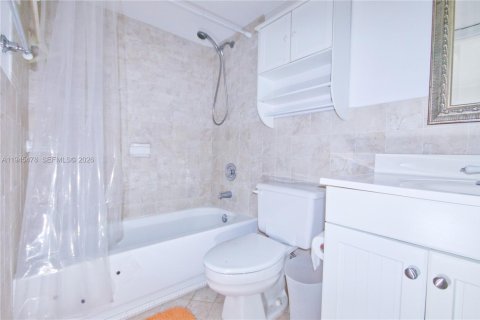 Снять в аренду кондоминиум в Майами-Бич, Флорида 1 спальня, 64.01м2, № 2002517 - фото 5