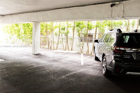 Снять в аренду кондоминиум в Майами-Бич, Флорида 1 спальня, 64.01м2, № 2002517 - фото 9