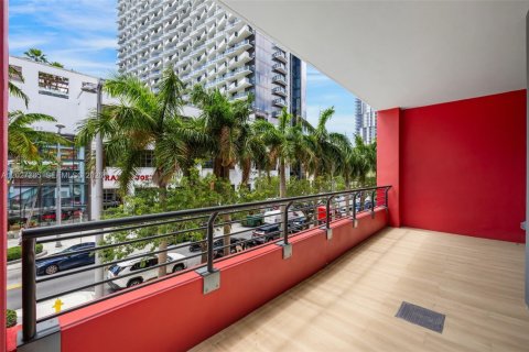 Copropriété à vendre à Miami, Floride: 1 chambre, 75.9 m2 № 2273492 - photo 4