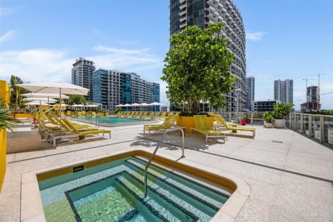 Copropriété à vendre à Miami, Floride: 1 chambre, 75.9 m2 № 2273492 - photo 18