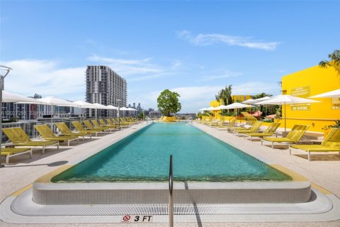 Copropriété à vendre à Miami, Floride: 1 chambre, 75.9 m2 № 2273492 - photo 14