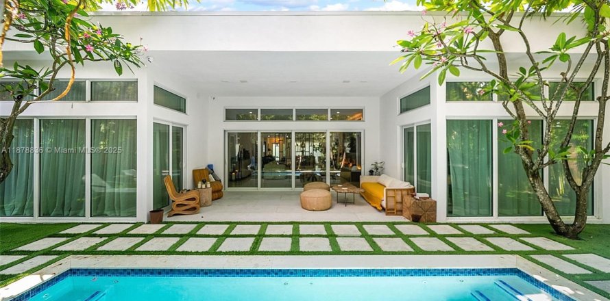 Casa en Miami Beach, Florida 5 dormitorios, 280.94 m2 № 1928689