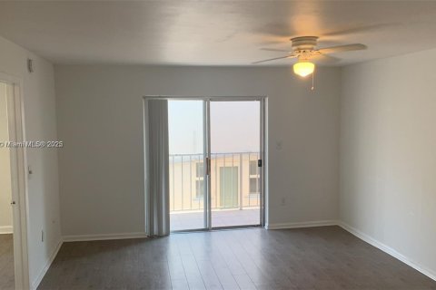 Купить кондоминиум в Майами-Бич, Флорида 1 спальня, 57.13м2, № 1969611 - фото 3