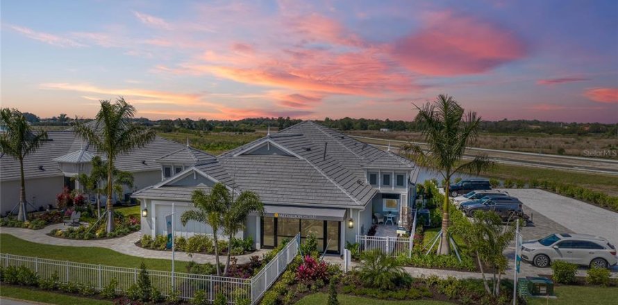 Casa en Bradenton, Florida 2 dormitorios, 133.5 m2 № 1525402