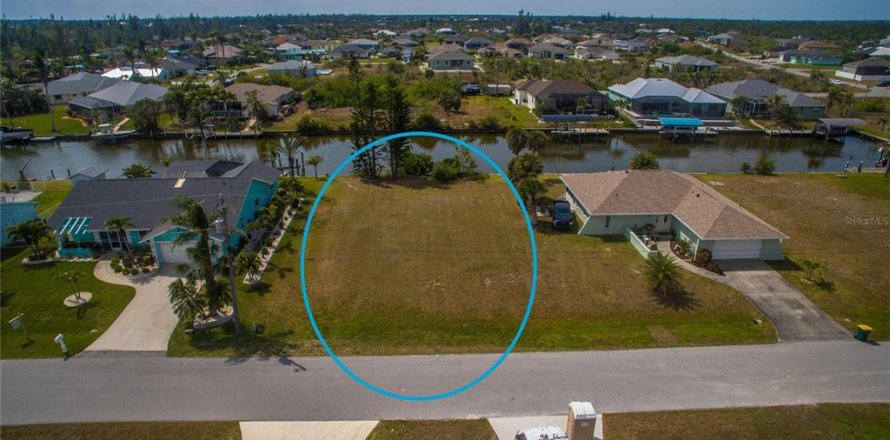 Terreno en Port Charlotte, Florida № 1593084
