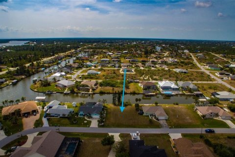 Terreno en venta en Port Charlotte, Florida № 1593084 - foto 9