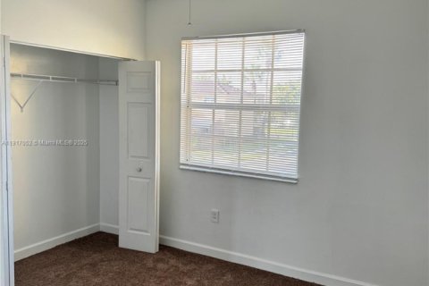 Townhouse in Homestead, Florida 2 bedrooms, 114.64 sq.m. № 1973833 - photo 9