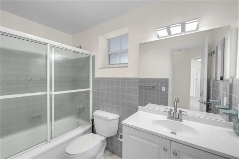 Copropriété à louer à Hallandale Beach, Floride: 2 chambres, 117.06 m2 № 2067153 - photo 19