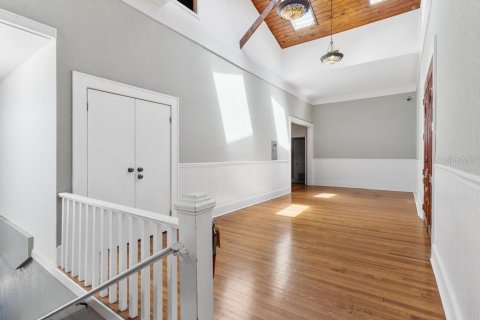 Купить коммерческую недвижимость в Юстис, Флорида 7 спален, 1469.71м2, № 1663360 - фото 22