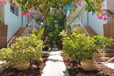 Купить кондоминиум в Майами-Бич, Флорида 1 спальня, 55.74м2, № 2051117 - фото 3