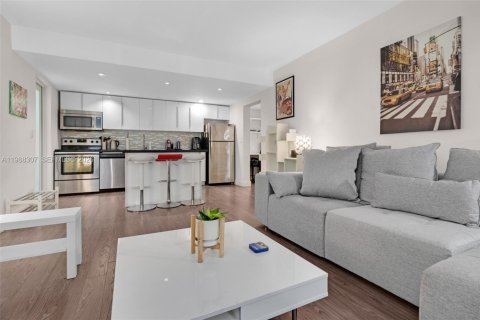 Купить кондоминиум в Майами-Бич, Флорида 1 спальня, 55.74м2, № 2051117 - фото 12