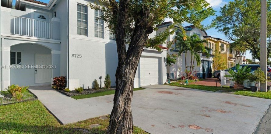 Casa en Miami, Florida 3 dormitorios, 166.3 m2 № 2003838