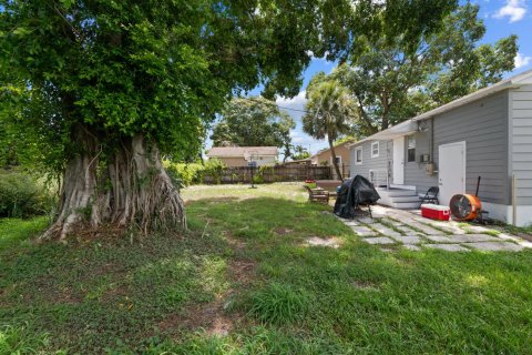 Villa ou maison à vendre à West Palm Beach, Floride: 3 chambres, 80.27 m2 № 2249164 - photo 15