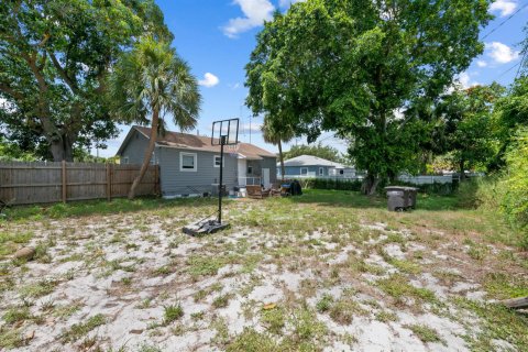 Villa ou maison à vendre à West Palm Beach, Floride: 3 chambres, 80.27 m2 № 2249164 - photo 16