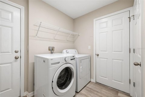 House in Riverview, Florida 3 bedrooms, 135.45 sq.m. № 2167226 - photo 24