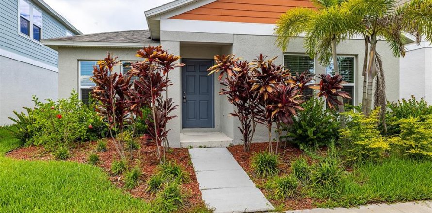 House in Riverview, Florida 3 bedrooms, 135.45 sq.m. № 2167226