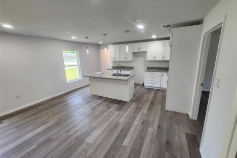 Casa en venta en Sanford, Florida, 3 dormitorios, 123.47 m2 № 1267292 - foto 2