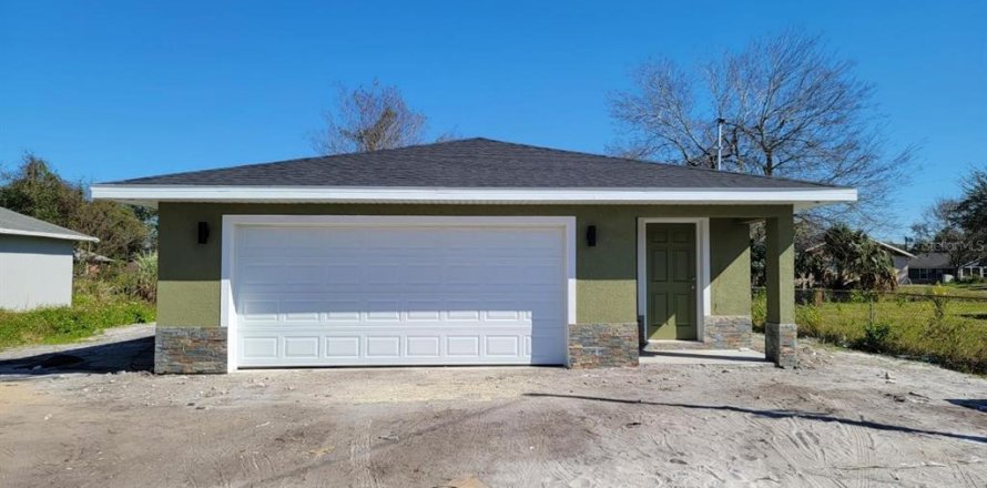 House in Sanford, Florida 3 bedrooms, 123.47 sq.m. № 1267292