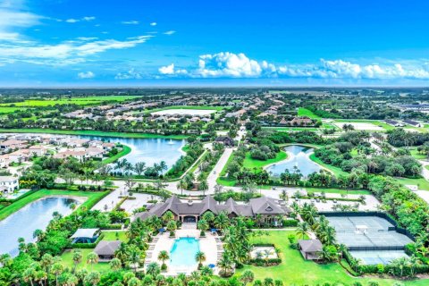 House in Boynton Beach, Florida 4 bedrooms, 248.61 sq.m. № 1183329 - photo 1