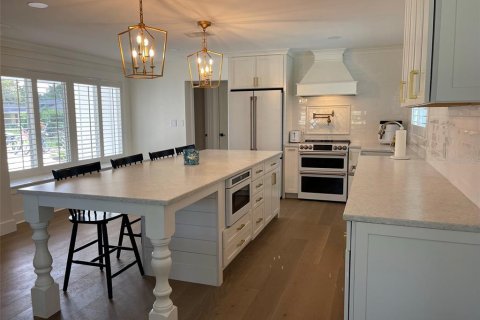 House in Sarasota, Florida 3 bedrooms, 208.75 sq.m. № 1893854 - photo 3